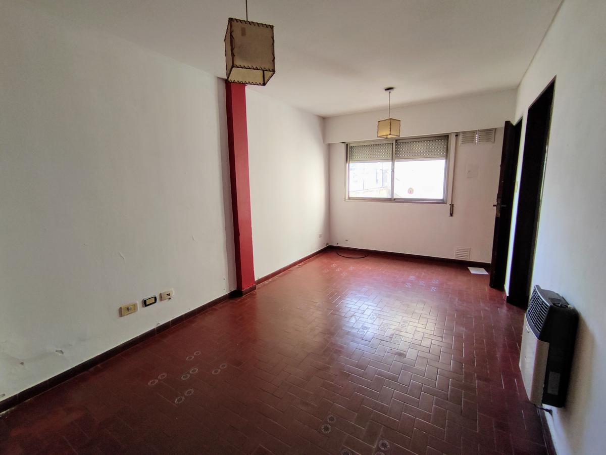 Departamento de 2 dormitorios en venta en Rosario