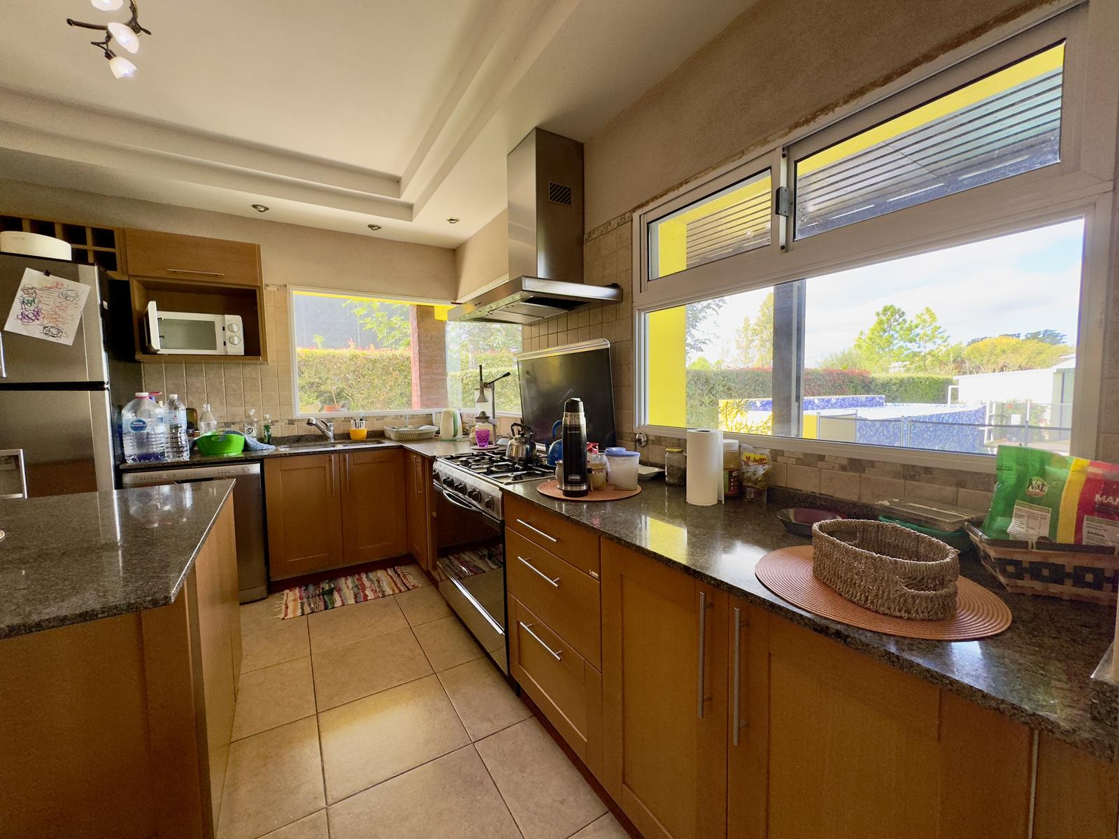 Casa en venta de dos dormitorios con pileta