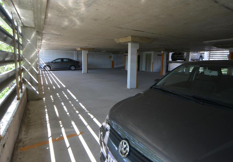Cochera de 12 m² en Quilmes, foto 3