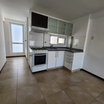 Venta Monoambiente con parrillero y terraza exclusiva Alquilado Radiadores. Rosario