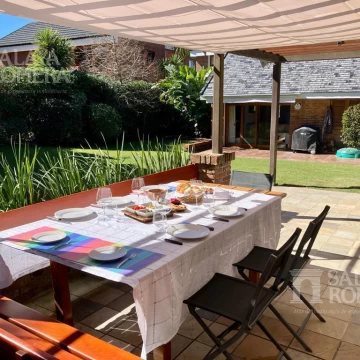 Alquiler , temporada 23-24 , hermosa casa ,3 dormitorios zona brava ,Punta del Este SHO5467669