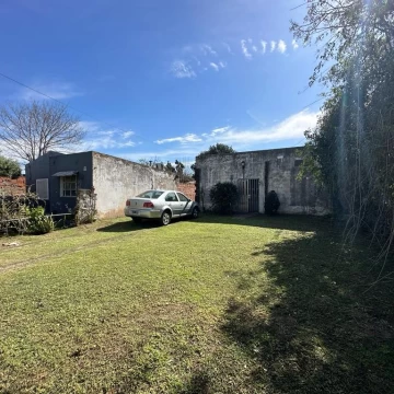 VENDE casa ubicada en Prado Español.