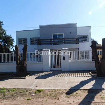 Casa  en Venta en Francisco Álvarez, Moreno