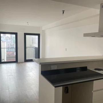 Depto. Monoambiente  piso alto en Venta con Renta - Esmeralda Suites - Retiro - Plaza San Martin