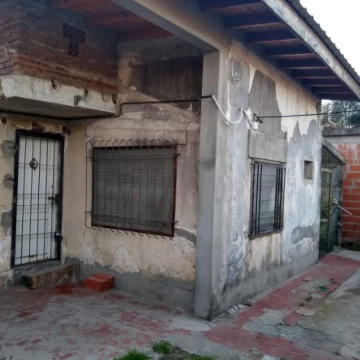 TENIENTE FERNANDEZ 3400