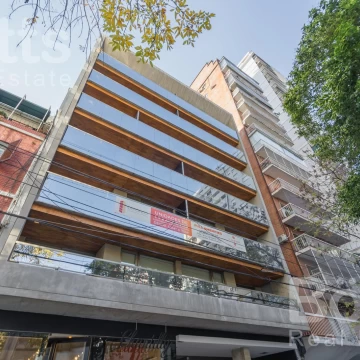 Cochera en venta en Belgrano
