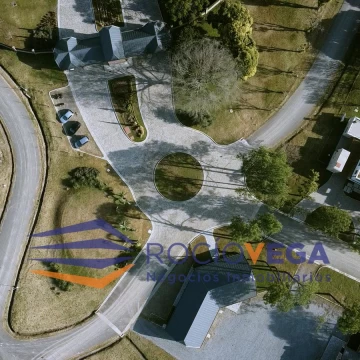 1727879105.jpg