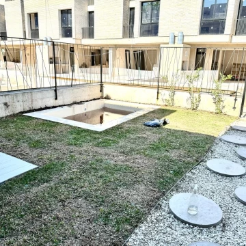 Venta Departamento 3 dormitorios Pileta Parrillero    Construcción - financiación   Fisherton