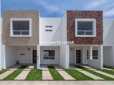Casa en venta en Barrio de Nuevo León, Cuautlancingo, Puebla.