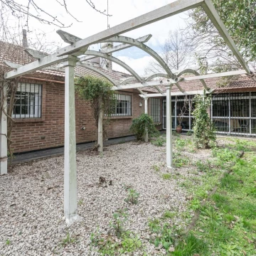 Quinta con pileta en Barrio Parque Gaona, Moreno