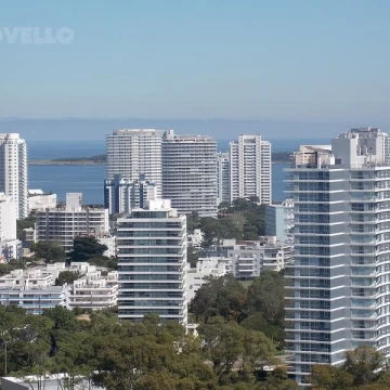 Penthouse duplex, 3 dormitorios y dependencia. Excepcional