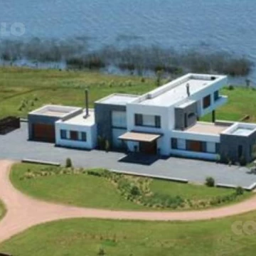 Casa alquiler temporal 4 dormitorios Laguna de los Cisnes