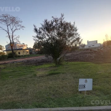 Terreno en barrio Playa Colonia del Sacramento