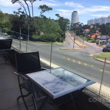 Departamento en venta de 1 dormitorio con bajas expensas -  Playa Mansa