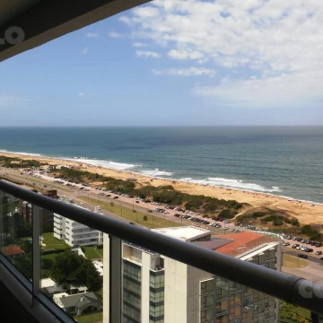 Departamento - Playa Brava