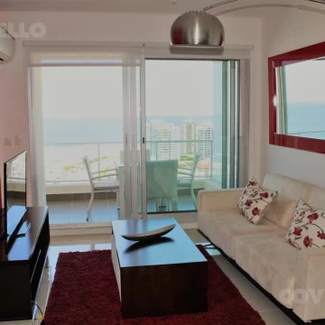 Venta Departamento dos dormitorios, amenities, cochera  - Playa Brava