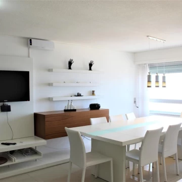 Venta departamento de 3 dormitorios mas dependencia  - Península