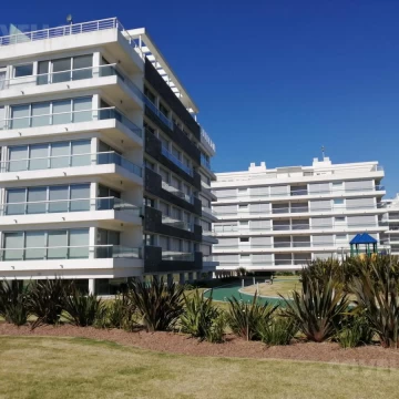 Departamento en venta de 2 dormitorios, Playa Brava
