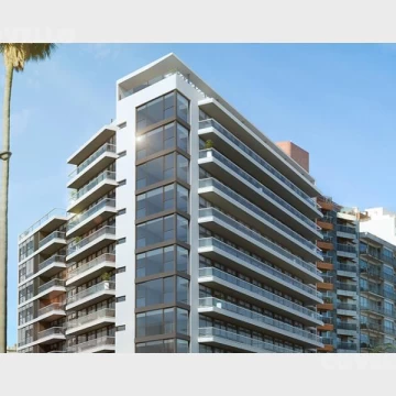 Venta apartamento de 3 dormitorios sobre rambla en Malvín