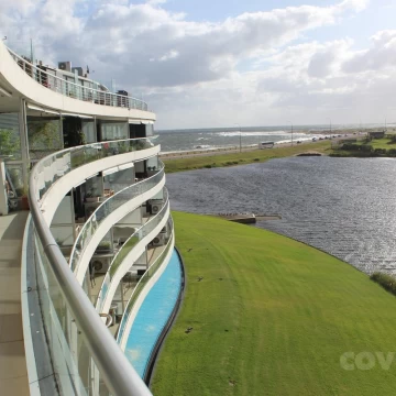 Penthouse venta 3 dormitorios vista al mar-Laguna del diario