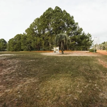 Venta Terreno esquinero  , muy bien ubicado, Barrio Privado  El Faro Carmelo , playa, puerto, seguridad.