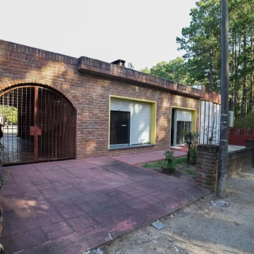Casa en venta en Balneario Zagarzazú 2 Dormitorios Garaje y Barbacoa