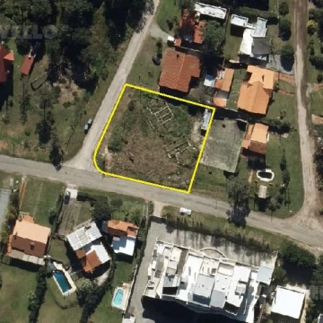 Terreno 900m2 - Playa Mansa