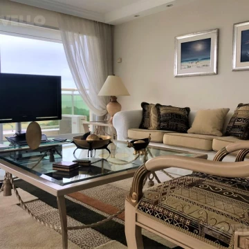 Departamento en venta y alquiler 3 dormitorios Playa Mansa