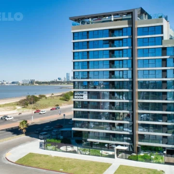 Venta apartamento de 2 dormitorios sobre rambla en Malvín