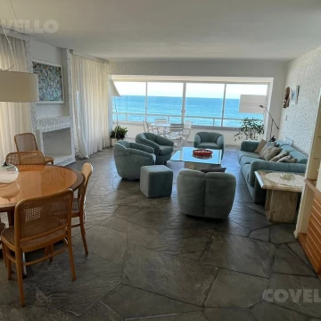 Departamento en  venta 3 dormitorios vista al mar-Península