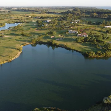 Terreno en venta de 4156 m2 en Carmelo Golf Sector Isla