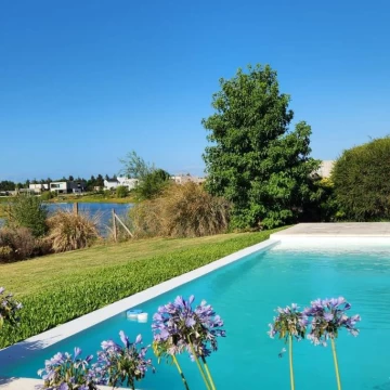 Casa en venta  en San Matias - Area 5- A LA LAGUNA