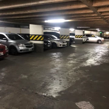 Cochera en excelente ubicación.