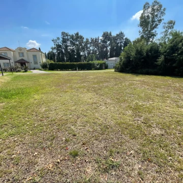 Terreno central en venta