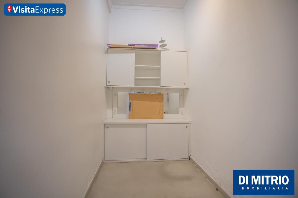 Tercer Dormitorio / Escritorio