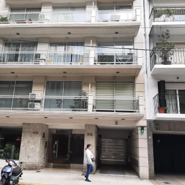 Recoleta excelente depto. con cochera  