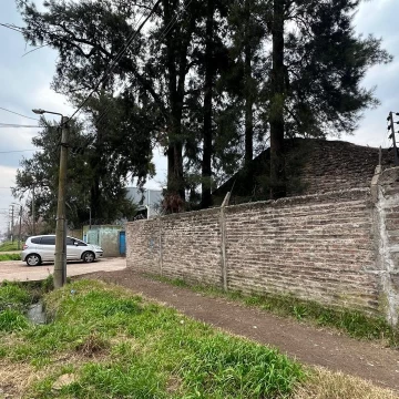 Deposito en Venta con  1068 mts cubiertos sobre lote de 2800 mts