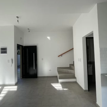 1729009447.jpg
