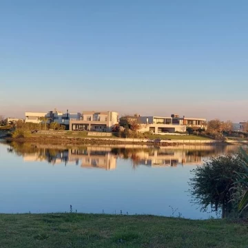 Lote en Venta a la Laguna Barrio San Matias Escobar