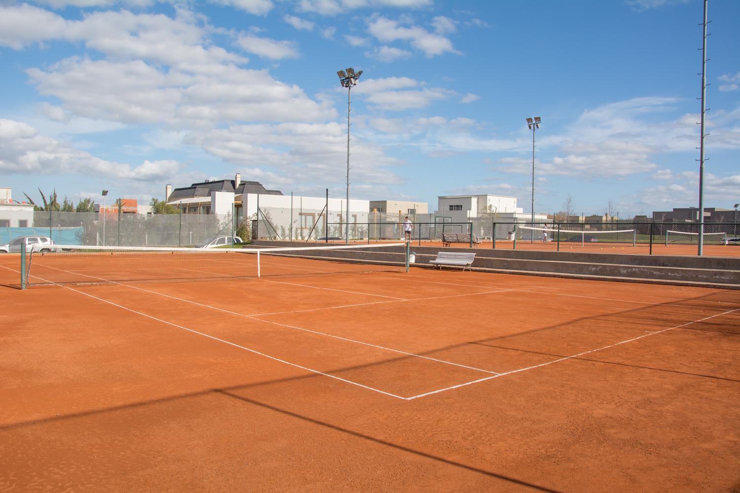 Cancha de Tennis de Polvo de Ladrillo