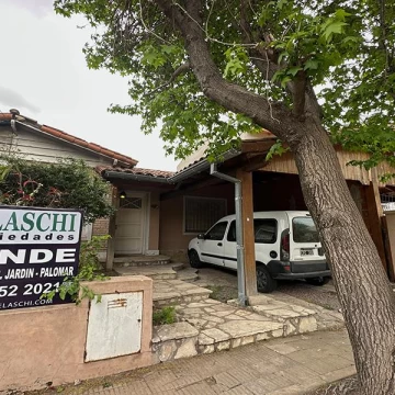 Casa chalet en venta: calle Lilienthal - Ciudad Jardin 