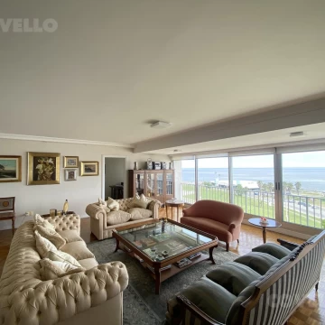 Venta apartamento 4 dormitorios - Rambla Pocitos