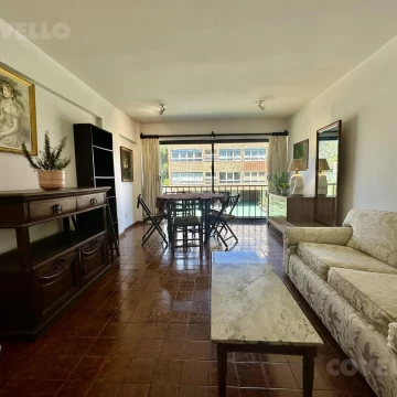 Departamento en venta y alquiler temporal, 3 dormitorios mas dependencia, Playa Mansa