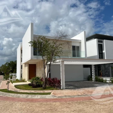 Casa en Venta Lagos del Sol