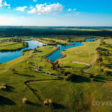 Terreno en venta de 2800m2 en Carmelo Golf