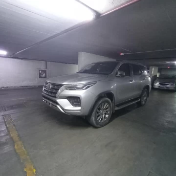 Cochera Cubierta en Venta en Microcentro