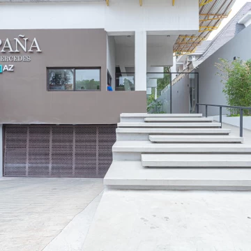 Dpto en venta de 3 dorm / Edif España la Mercedes Torre II