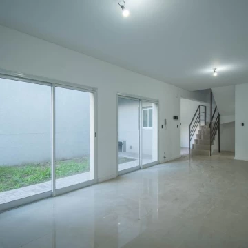 1730923936.jpg