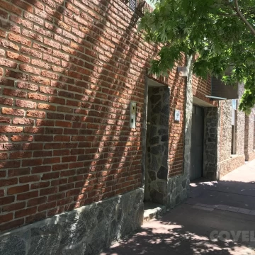 Casa en  venta ubicada en zona norte de la ciudad de Carmelo 