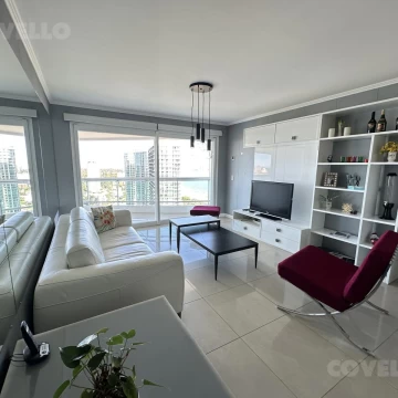 Venta en Torre Aquarela, Piso alto de 2 dormitorios mas dependencia de servicio , todos los amenities frente al mar !!!